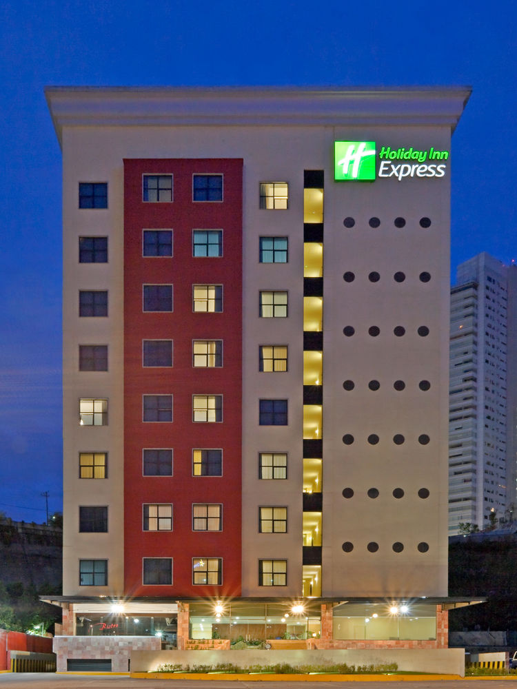 Holiday Inn Express Mexico Santa Fe image 1